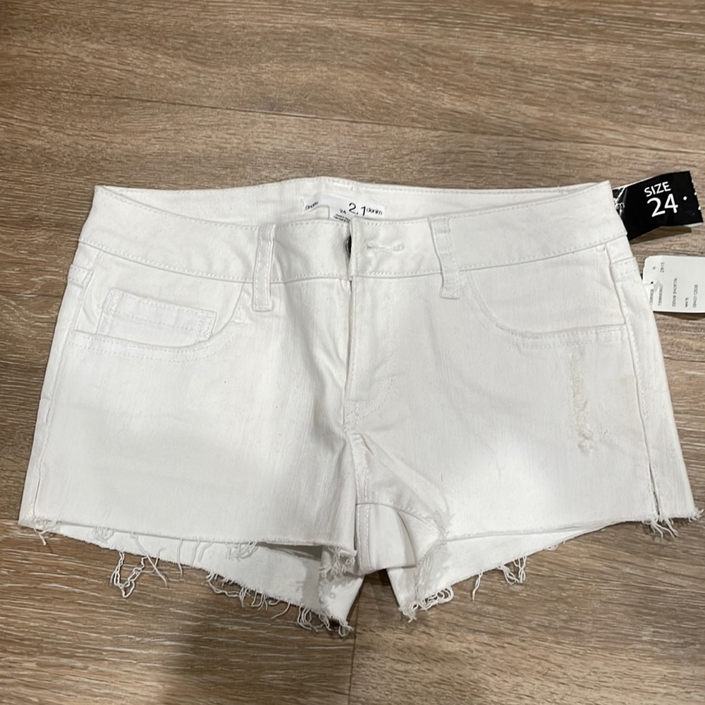 White edgy shorts